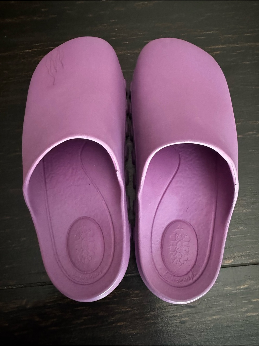 Free People Movement Halftime Slides in a vibrant violet rose purple - Picture 5 of 8